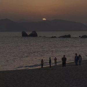 日韩av成人电影
